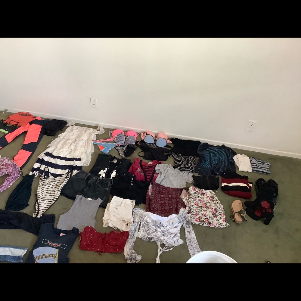 Tops, blouses, swimsuits, pants, leggings, shoes